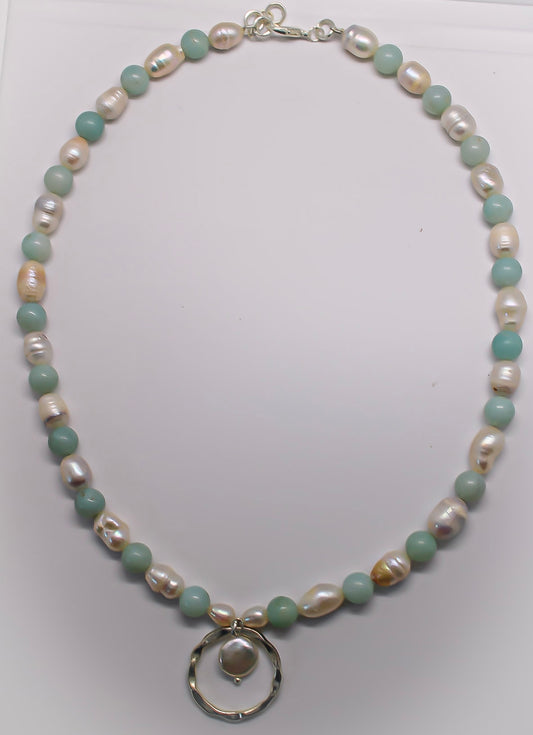 Full Moon Pearl Pendant Necklace