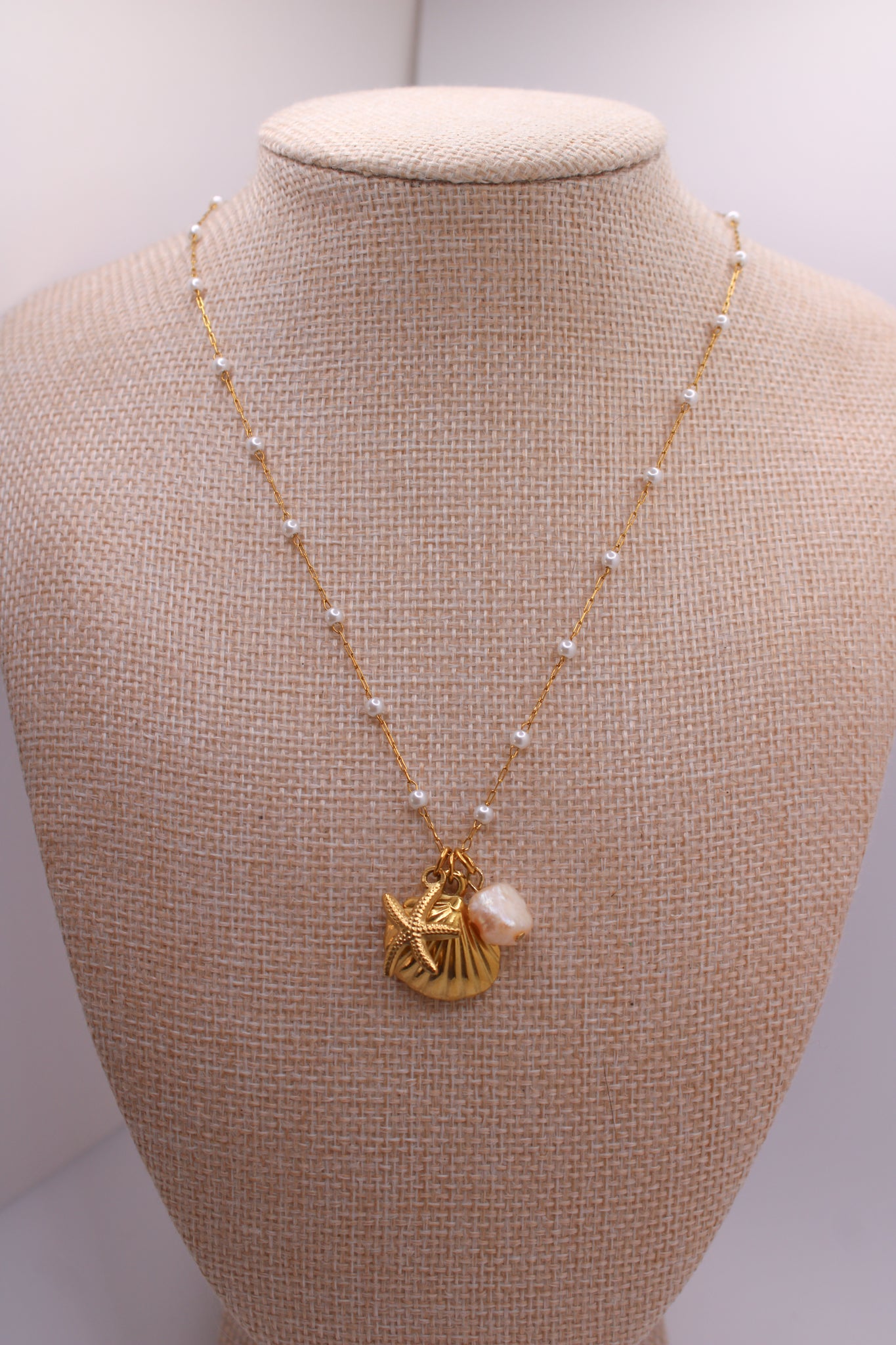 Shoreline Pearl Necklace