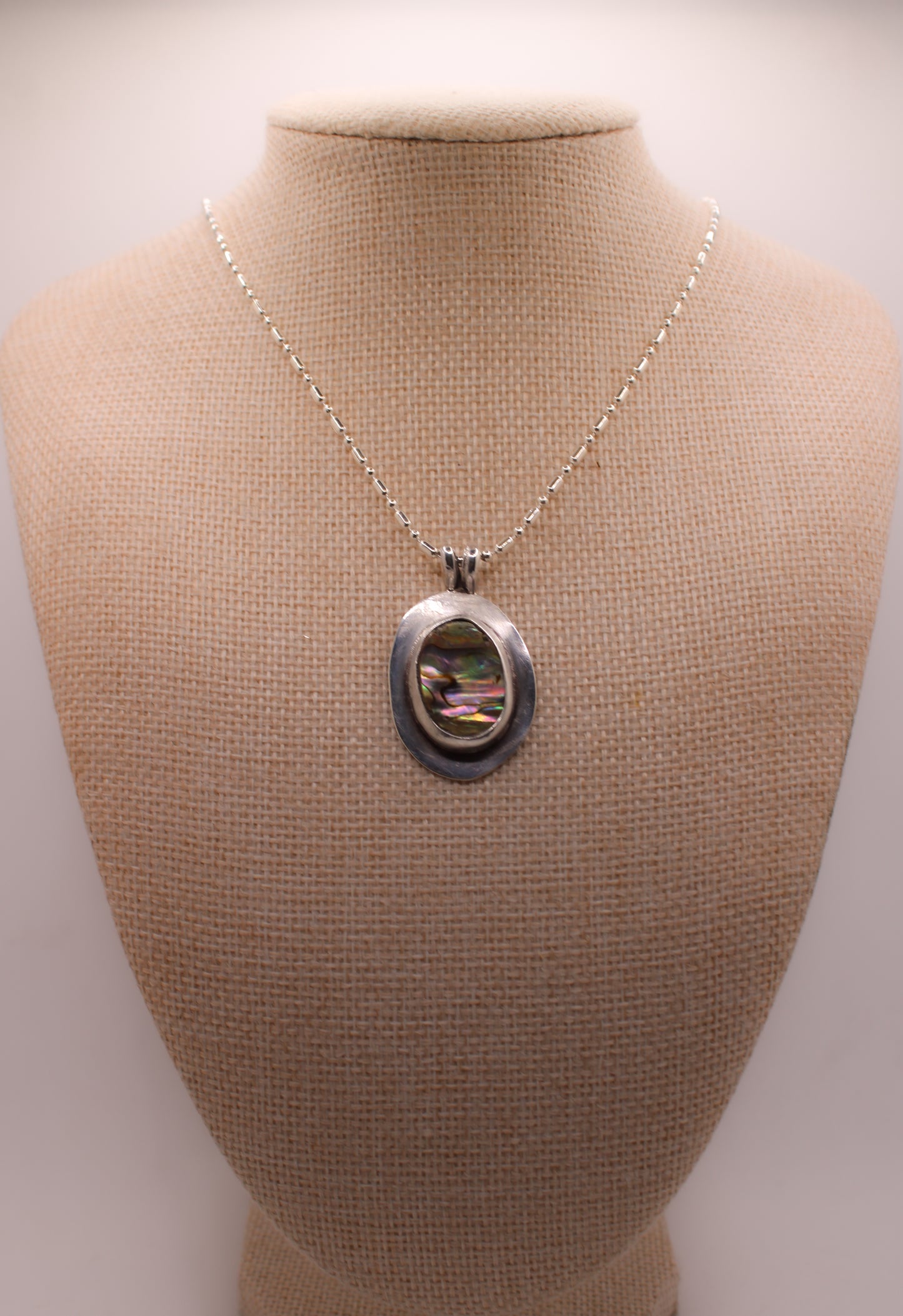 Labradorite Black Plate Pendant Necklace (One of One) vo 1