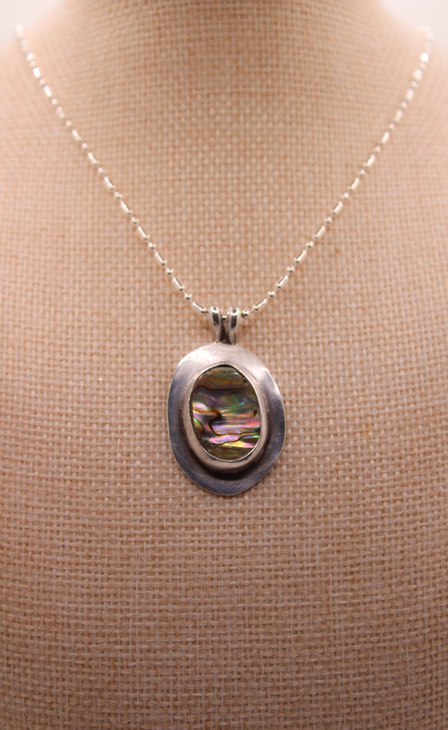 Labradorite Black Plate Pendant Necklace (One of One) vo 1