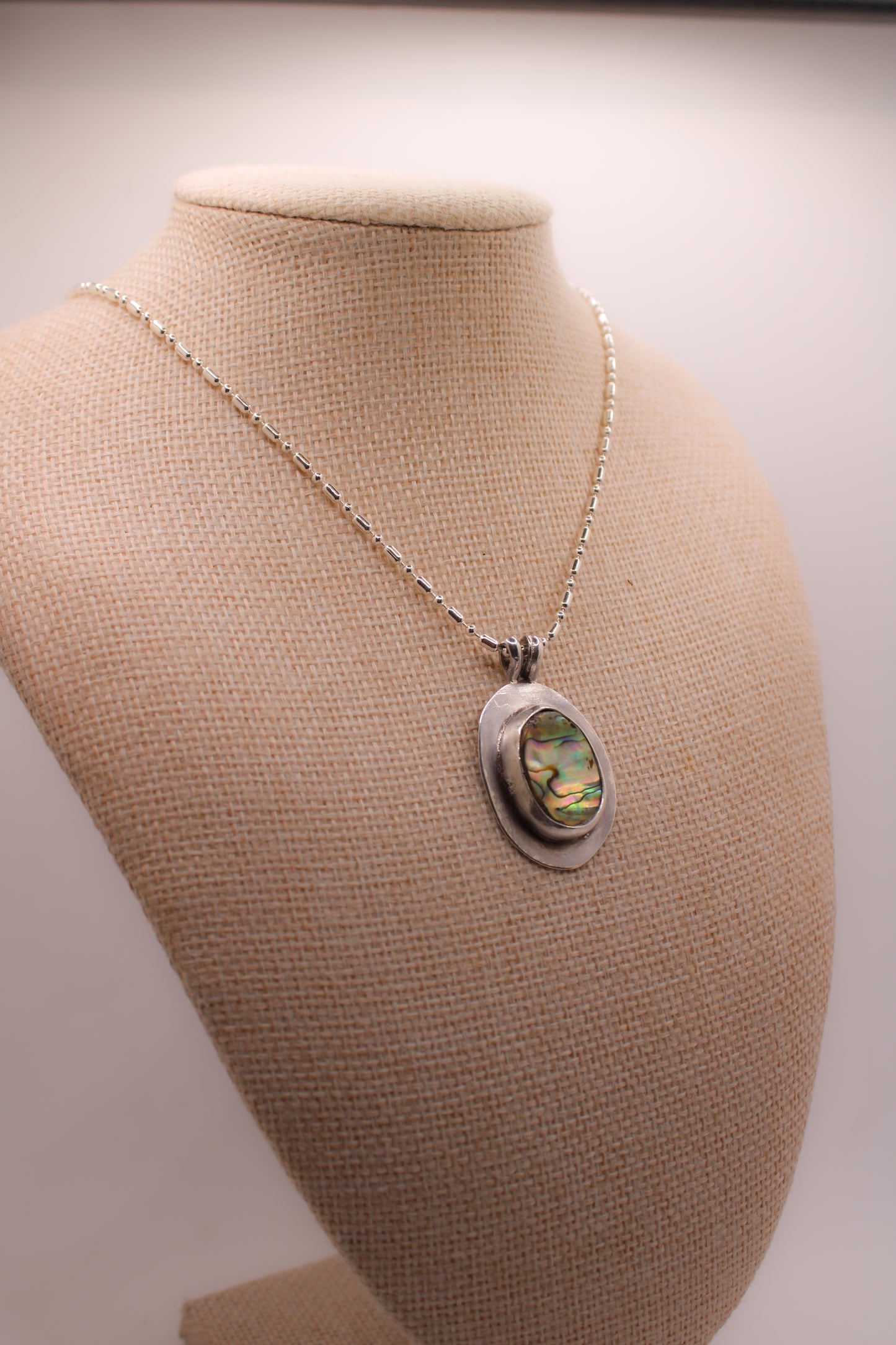 Labradorite Black Plate Pendant Necklace (One of One) vo 1
