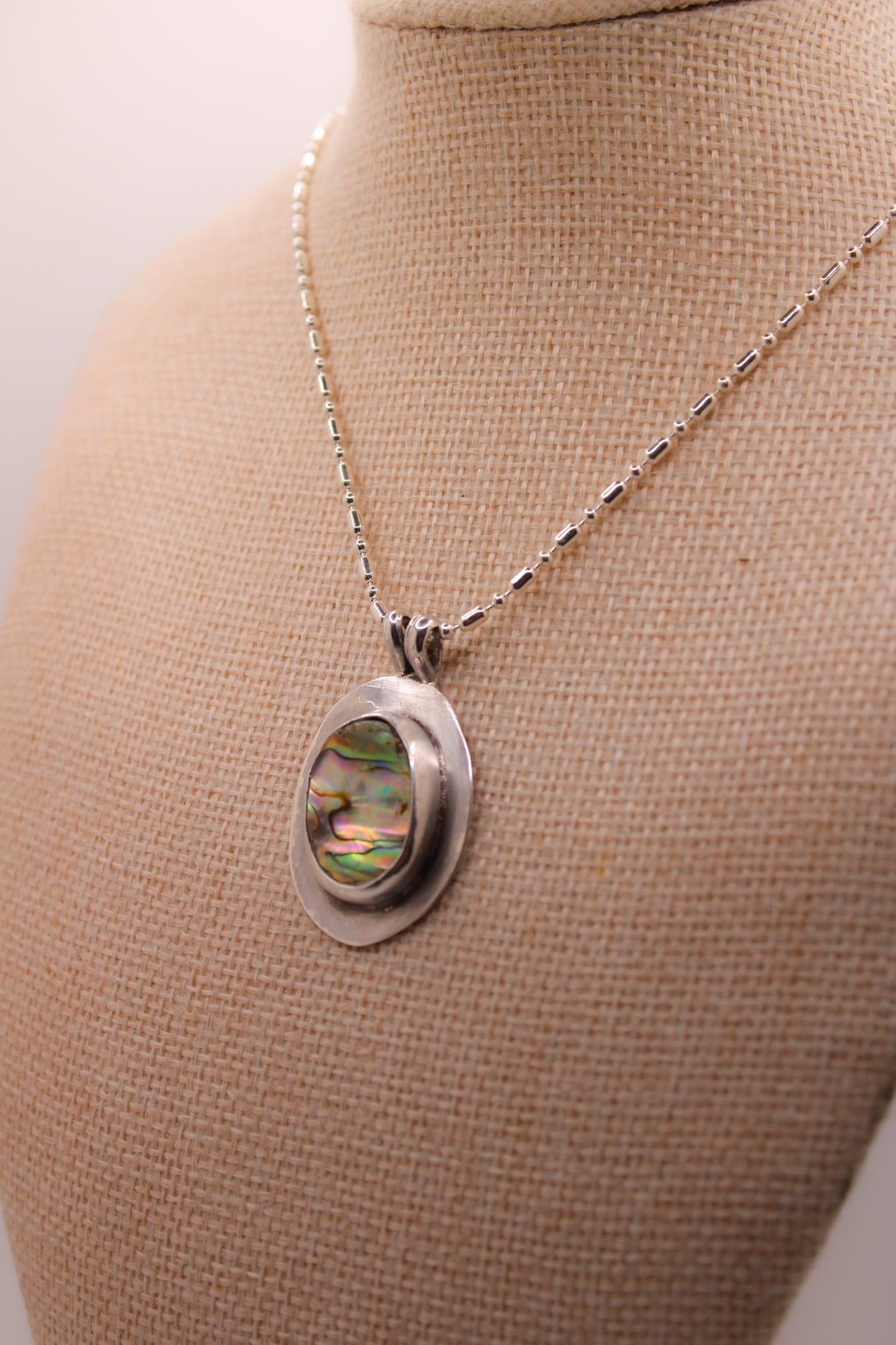 Labradorite Black Plate Pendant Necklace (One of One) vo 1