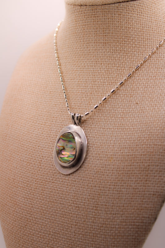 Labradorite Black Plate Pendant Necklace (One of One) vo 1