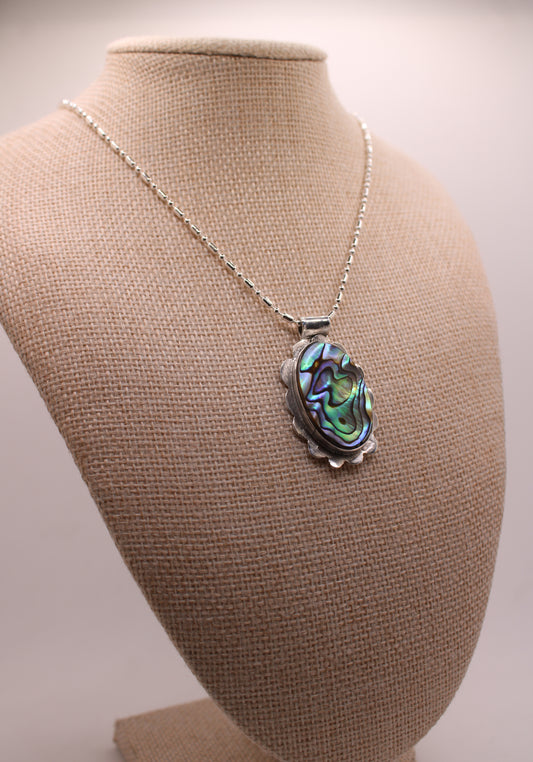 Flower Labradorite Necklace (One of One) vo 1.